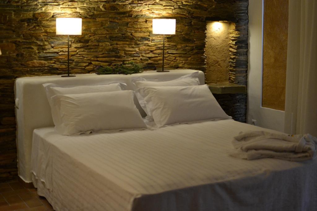 Herdade Do Amarelo Nature & Spa วิลานอวา ดิ มิลฟงติส ห้อง รูปภาพ