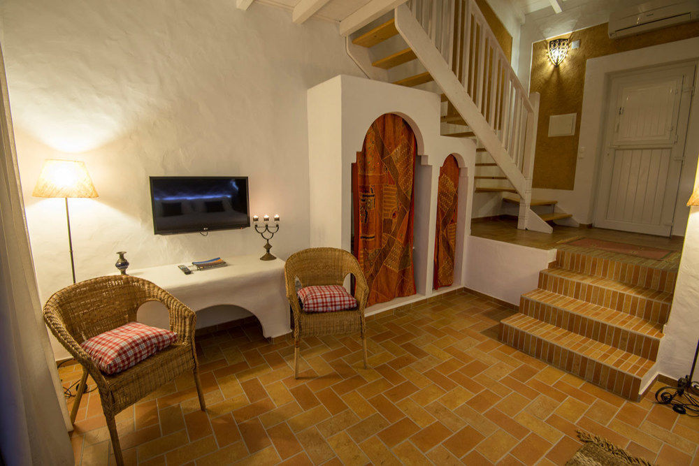 Herdade Do Amarelo Nature & Spa วิลานอวา ดิ มิลฟงติส ภายนอก รูปภาพ